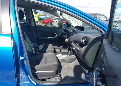 2017 Toyota Prius C Three из США, поврежденный, VIN JTDKDTB35H1595259